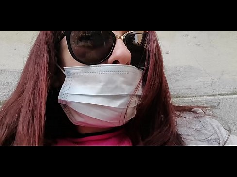 ❤️ Nicoletta hakmerret me fqinjin e saj dhe urinon në garazhin e tij (Karantina speciale italiane Covid19) ☑ Qyrje tek ne