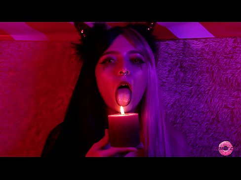 ❤️ Blowjob pasionante nga Sexy Succubus with Mouth Fulfillment ☑ Qyrje tek ne